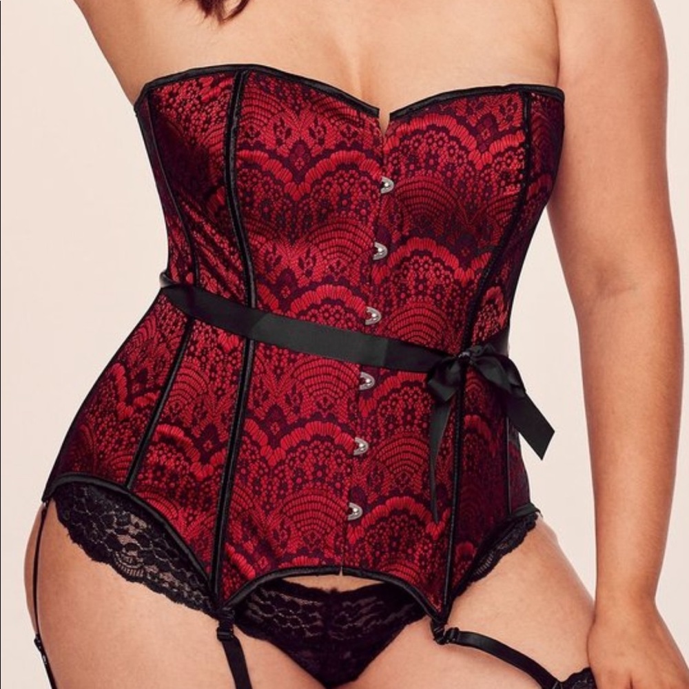 Scarlett Contour Plus corset